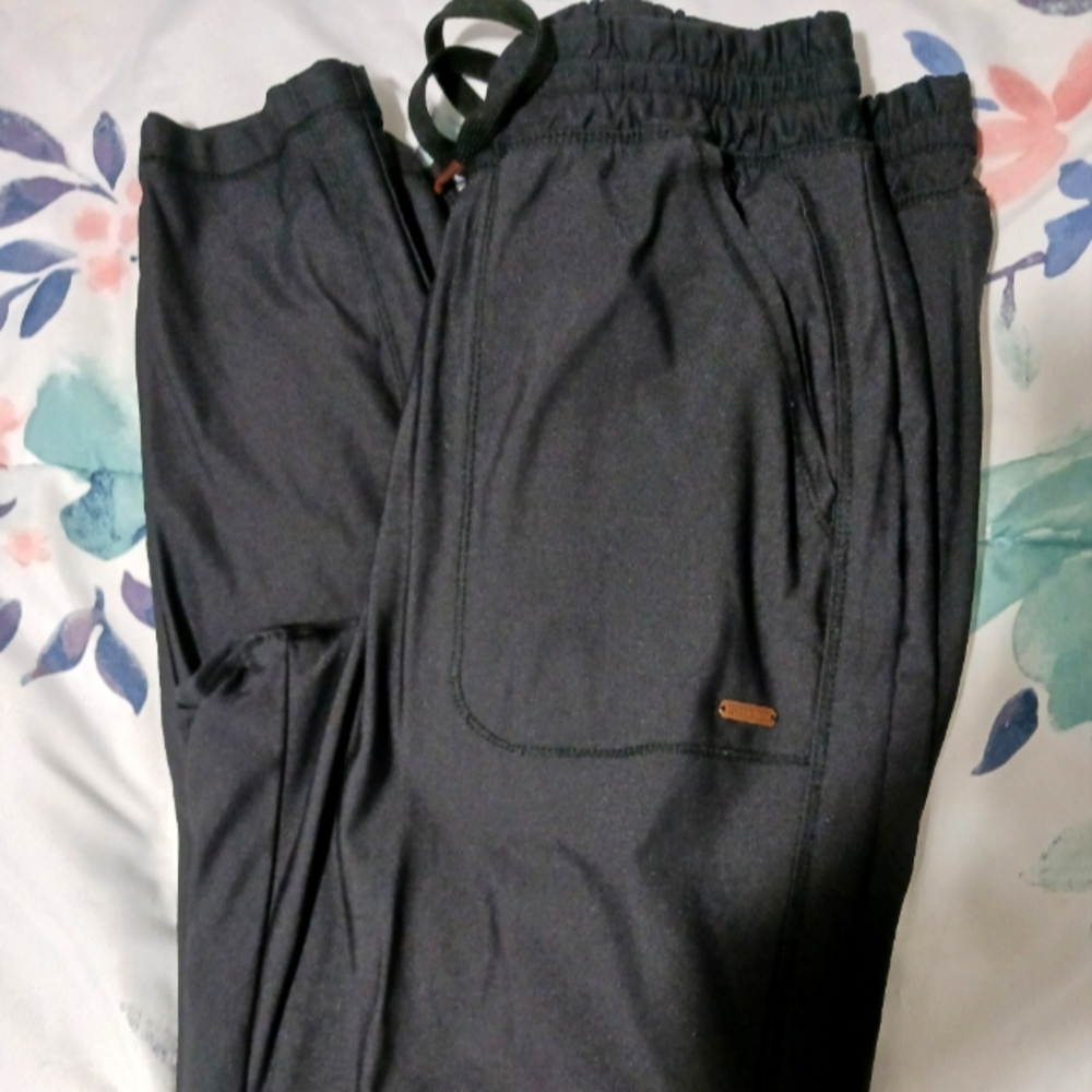 Scrub bottoms